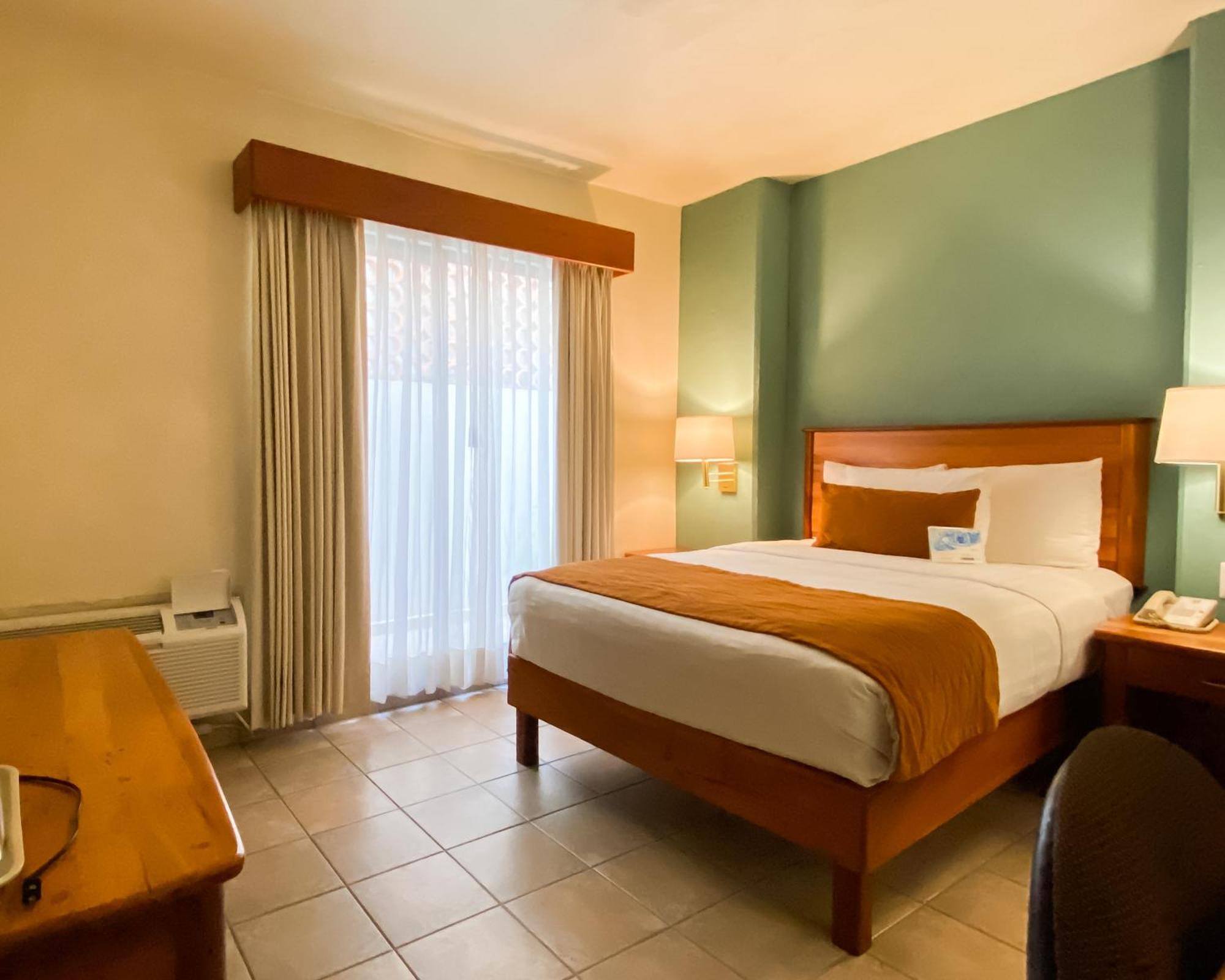 Comfort Inn Tampico Exteriör bild