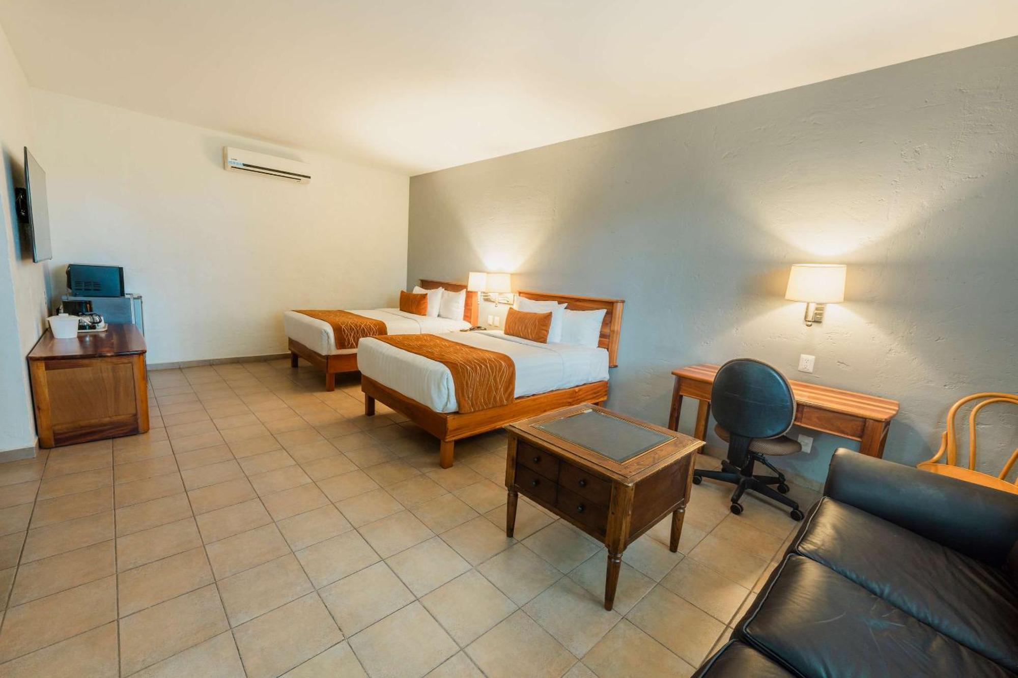 Comfort Inn Tampico Exteriör bild
